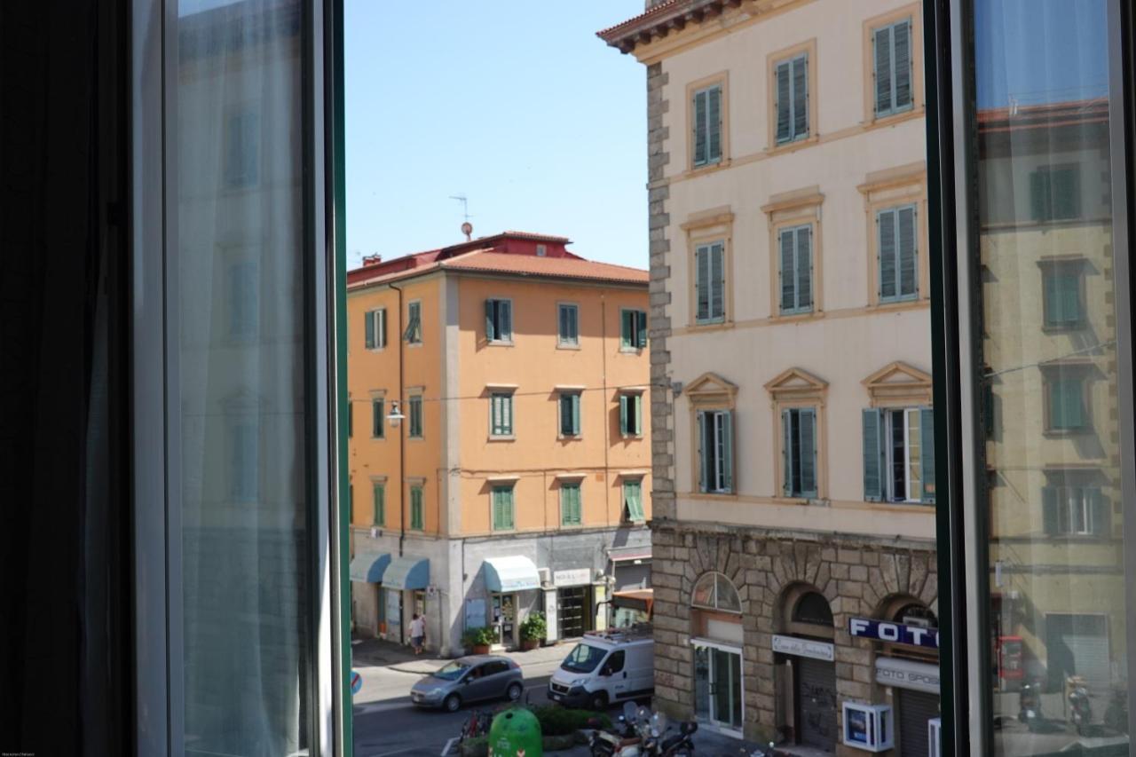 דירות ליבורנו Casa Mille Baci Con Parcheggio מראה חיצוני תמונה