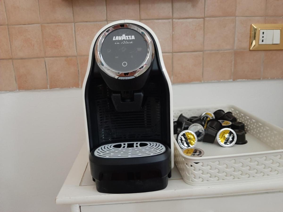 דירות ליבורנו Casa Mille Baci Con Parcheggio מראה חיצוני תמונה