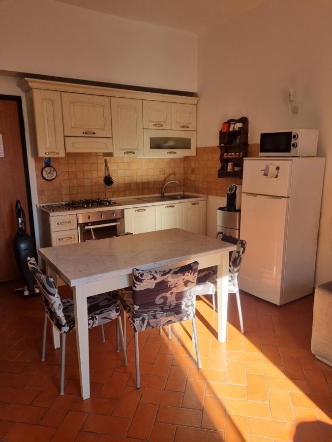 דירות ליבורנו Casa Mille Baci Con Parcheggio מראה חיצוני תמונה